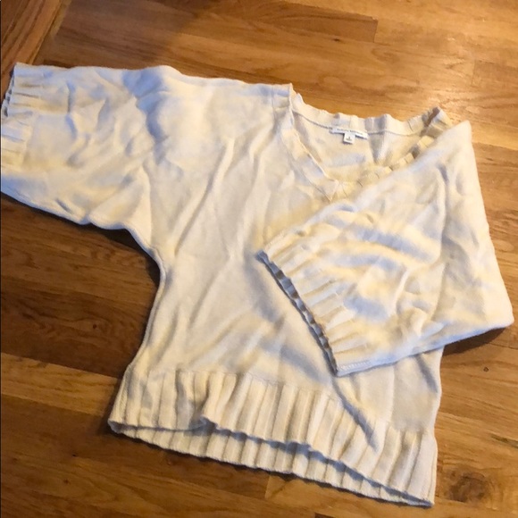 Wool/Cashmere Blend 3/4 Big Sleeve Sweater - Picture 4 of 5